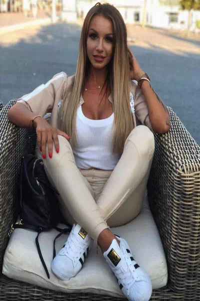 Monika Jakliova – miniatura