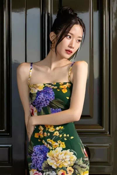 Moon Ga-young – miniatura