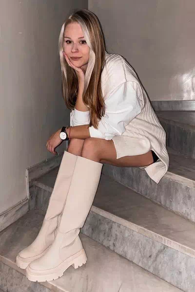 MyLifeAsMaria99 – miniatura