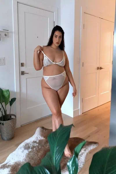 Nadia Aboulhosn – miniatura