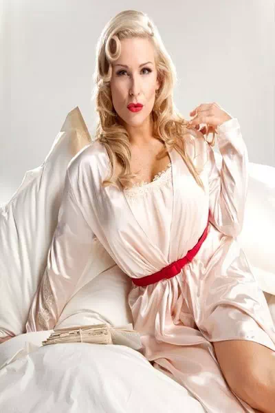 Natalya Neidhart – miniatura