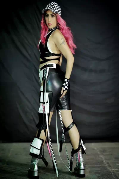 Neha Bhasin – miniatura