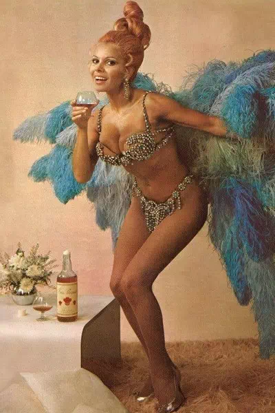 Nelida Lobato – miniatura