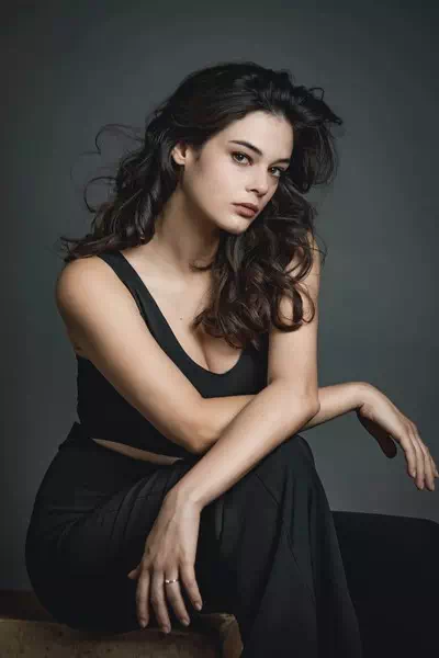 Neva Leoni – miniatura