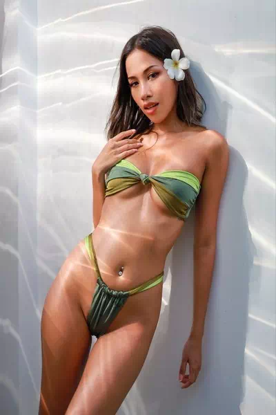 Nina Cola – miniatura