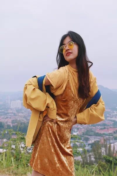 Nina Perry – miniatura