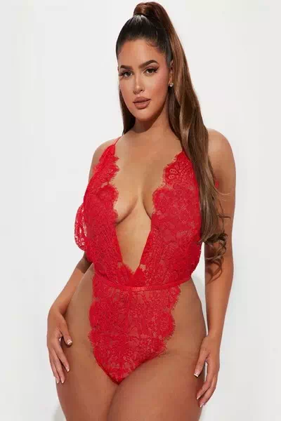 Olenia Caymares – miniatura