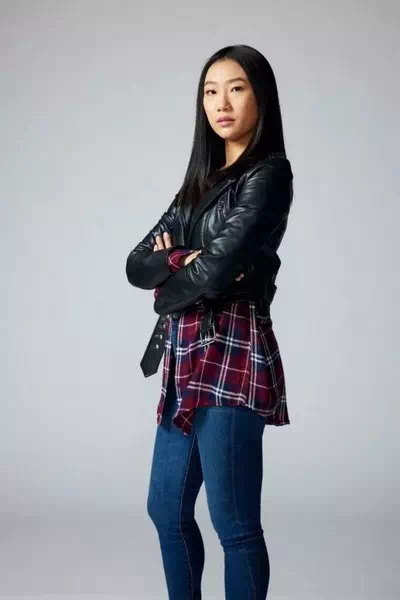 Olivia Liang – miniatura