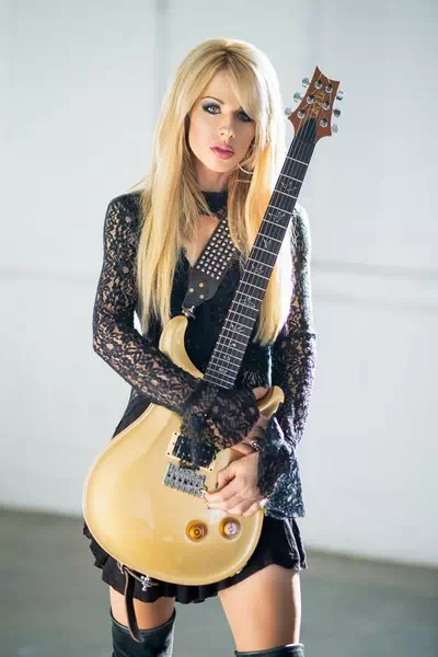Orianthi Panagaris – miniatura