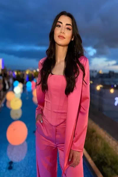 Ozge Torer – miniatura