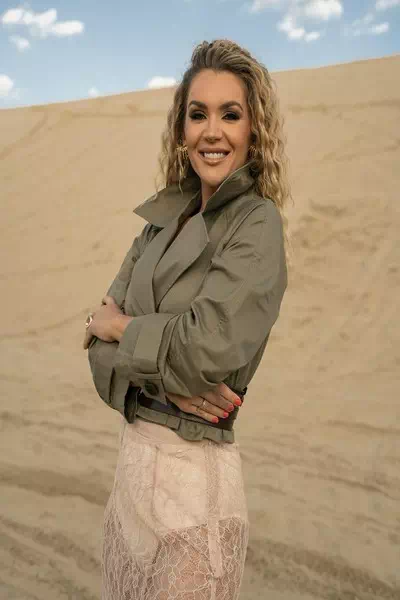 Pamela Toth-Hodi – miniatura