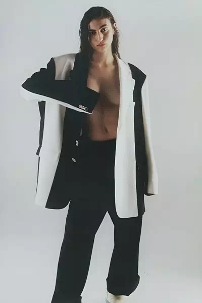 Paola Manes – miniatura