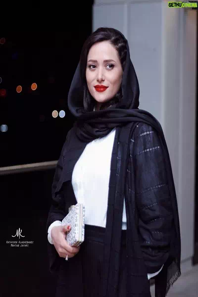 Parinaz Izadyar – miniatura