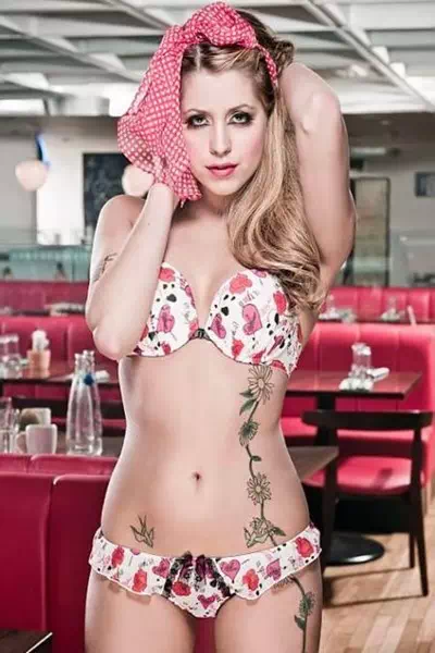 Peaches Geldof – miniatura