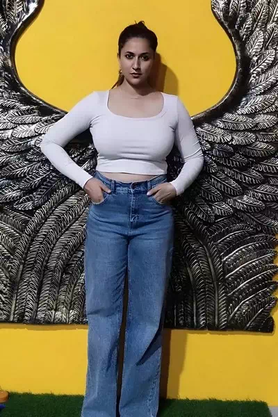 Pooja Joshi – miniatura