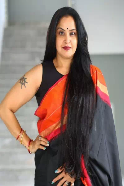 Pragathi Mahavadi – miniatura