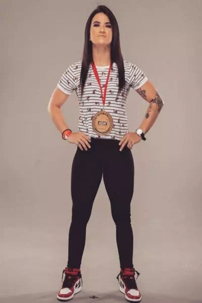 Priscilla Zuniga – miniatura