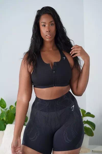 QiQi Hill – miniatura