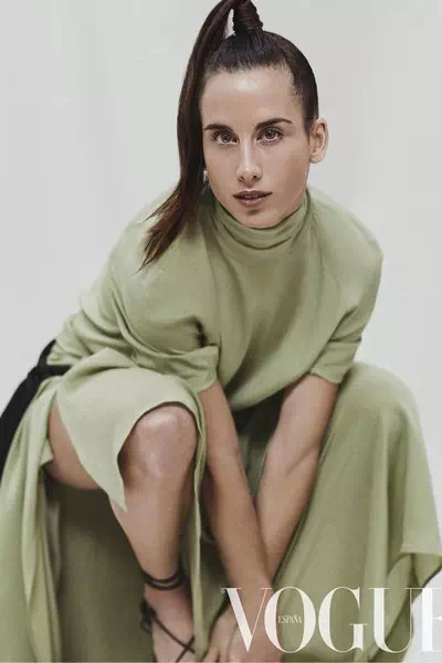 Queralt Castellet – miniatura