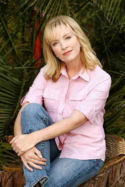 Rebecca Gibney – miniatura