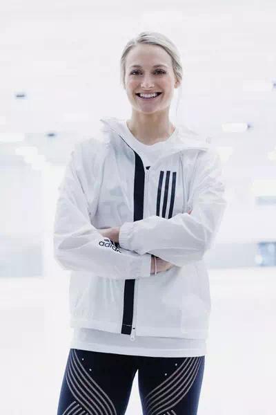 Renata Fast – miniatura