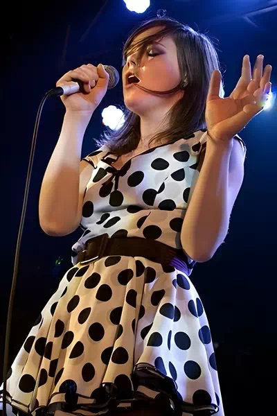 Rose Elinor Dougall – miniatura