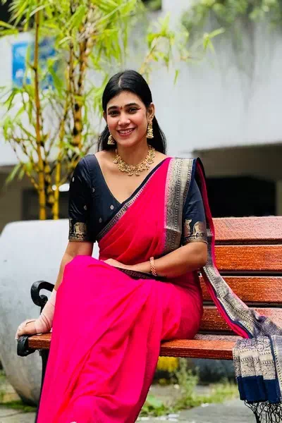 Sadhana Naidu – miniatura