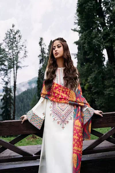 Sajal Ali – miniatura