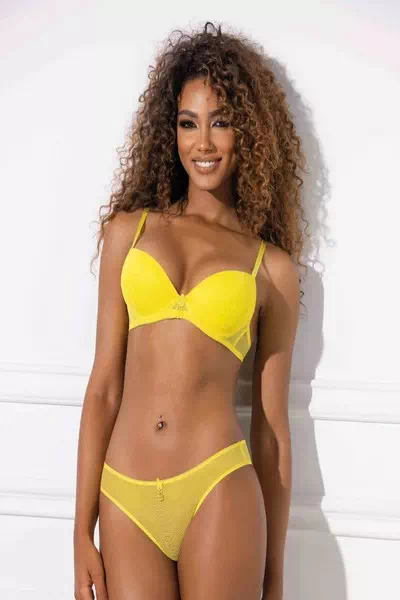 Samira Lui – dzisiejszy solenizant