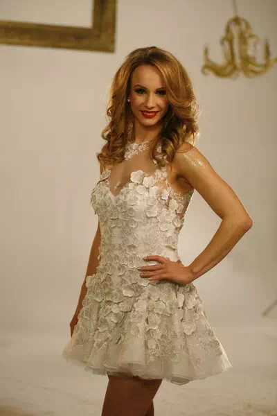 Sandra Izbasa – miniatura