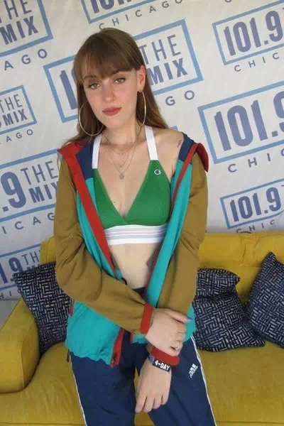 Sasha Sloan – miniatura