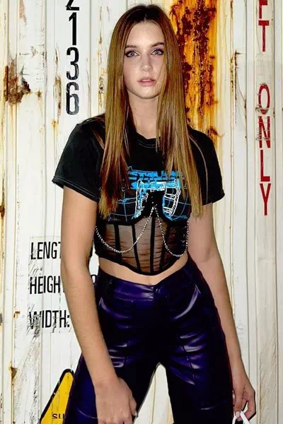 Savannah Clarke – miniatura