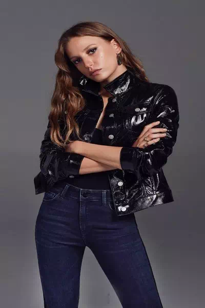Serenay Sarikaya – miniatura