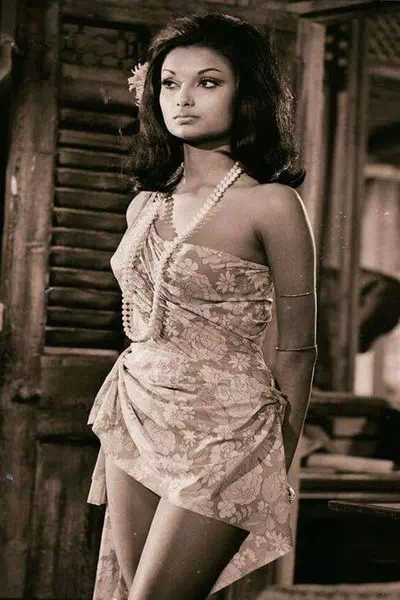 Shakira Caine – miniatura