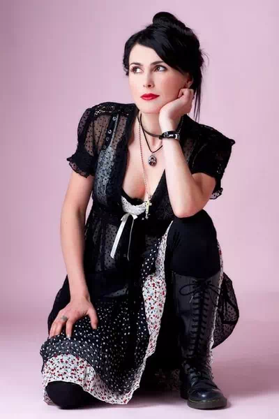 Sharon Den Adel – miniatura