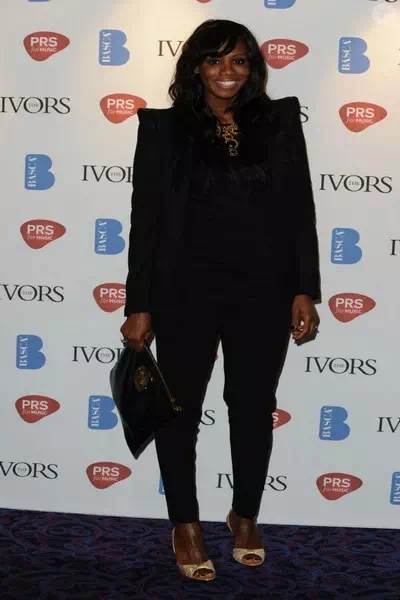 Shaznay Lewis – miniatura