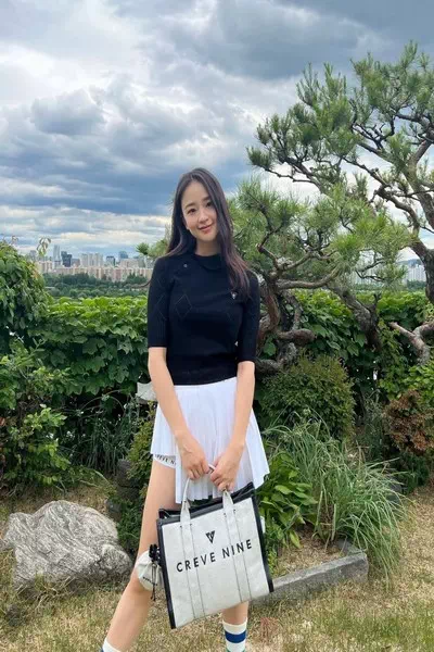 Son Yeon-jae – miniatura