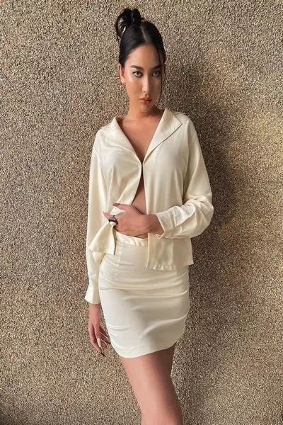 Sue Sha Naing – miniatura