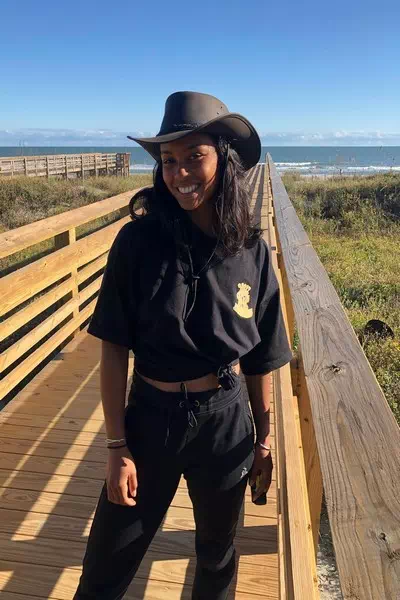 Tessah Andrianjafitrimo – miniatura