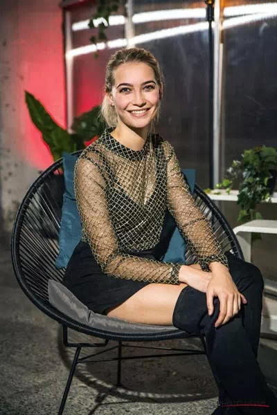 Tinne Oltmans – miniatura