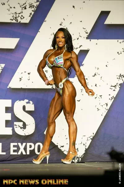 Tonya Wheatfall – miniatura