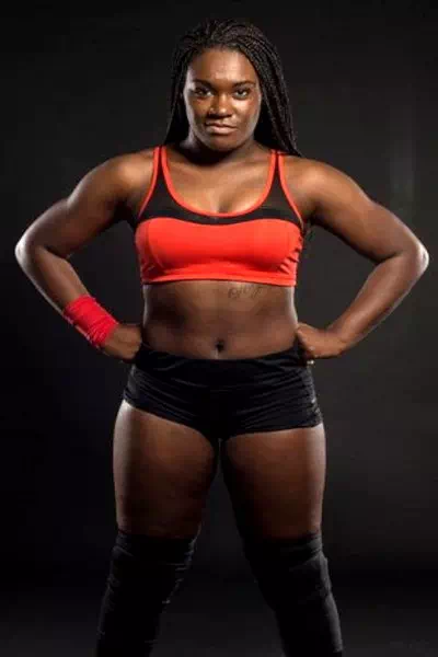 Trish Adora – miniatura