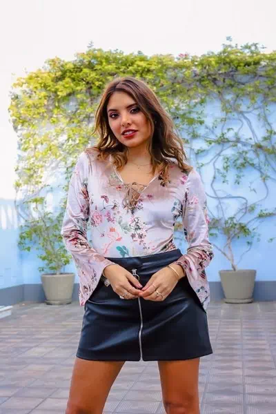 Valeria Basurco – miniatura