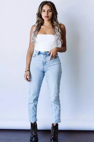 Valeria Mercado – miniatura