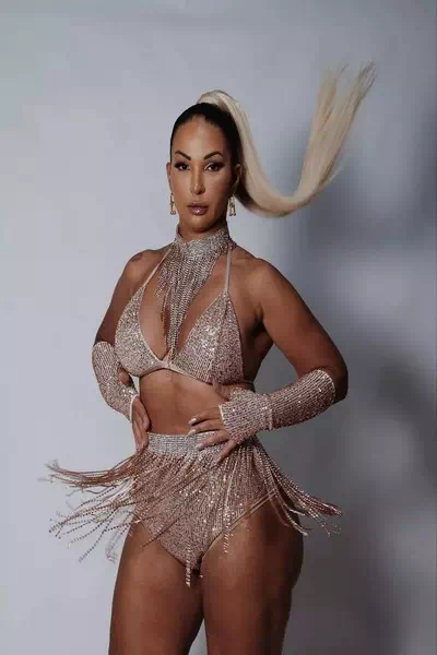 Valesca Popozuda – miniatura