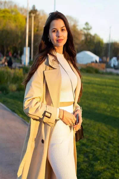 Valya M – miniatura