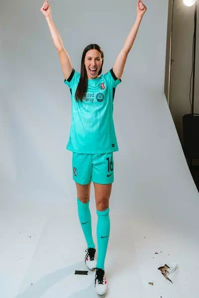 Vanessa DiBernardo – miniatura