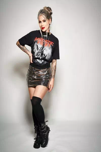 Vanessa Mesquita – miniatura