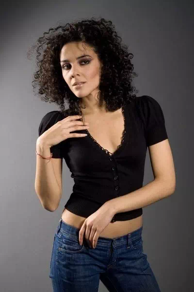 Vanessa Rubio – miniatura