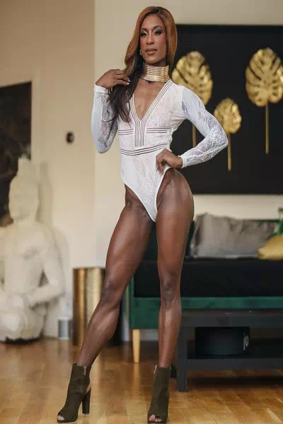 Vania Auguste – miniatura